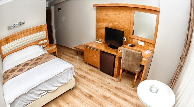 Standart Oda, Şehir Manzaralı