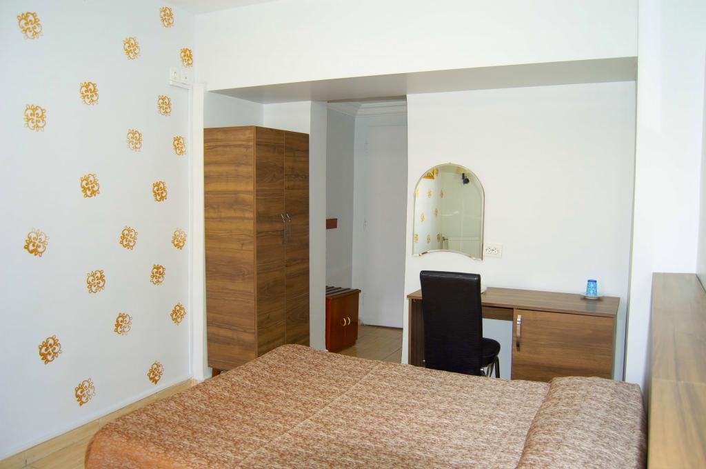 Standart Oda, Şehir Manzaralı