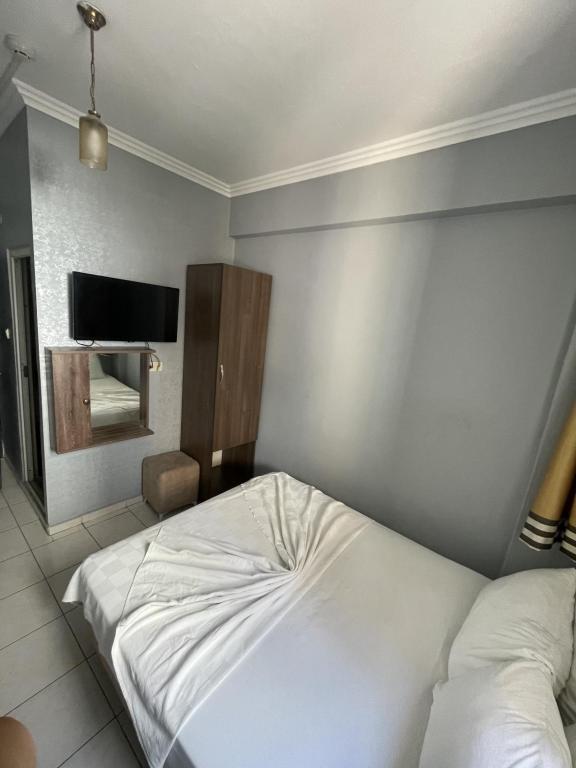 Standart Oda, Cadde Manzaralı