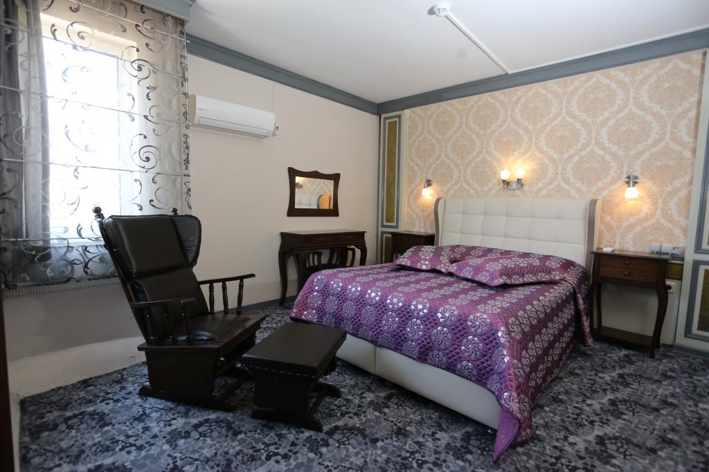 Suit Oda, Şehir Manzaralı