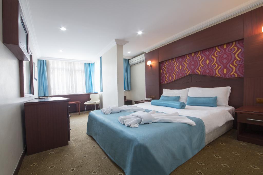 Standart Oda, Şehir Manzaralı