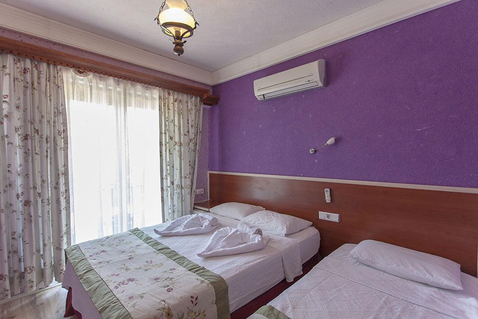 Iki Ayrı Yataklı Oda, Kısmi Deniz Manzaralı