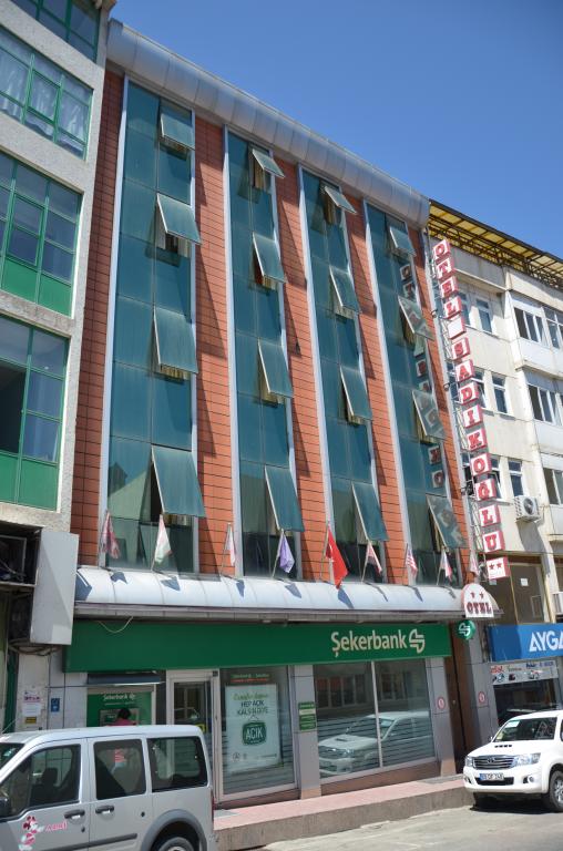 Sadıkoğlu Oteli 
