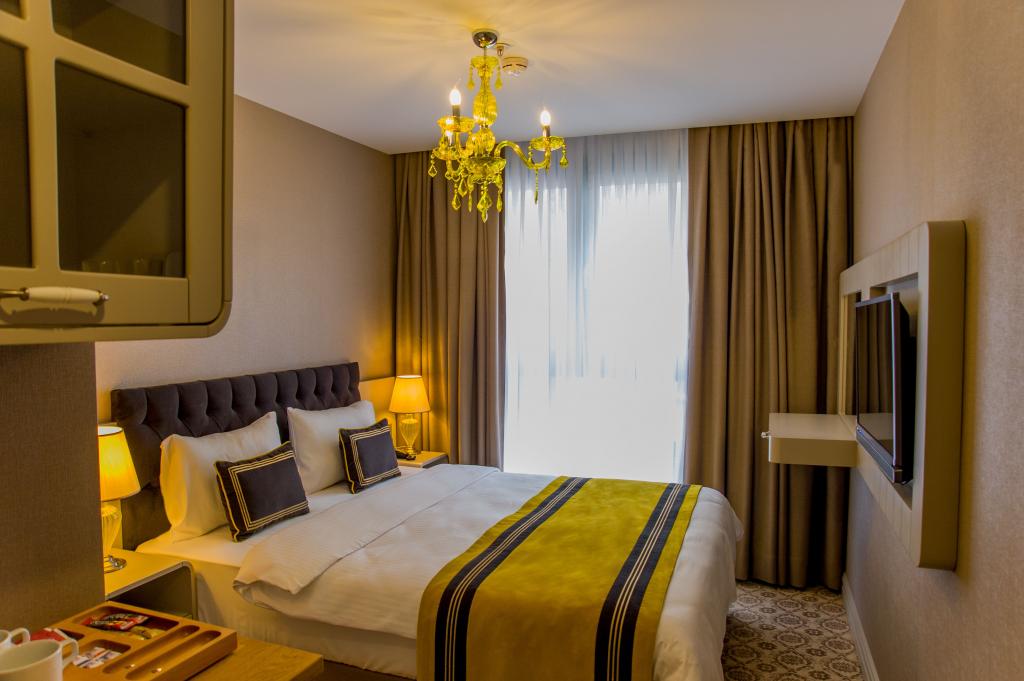 Standart Oda, Şehir Manzaralı