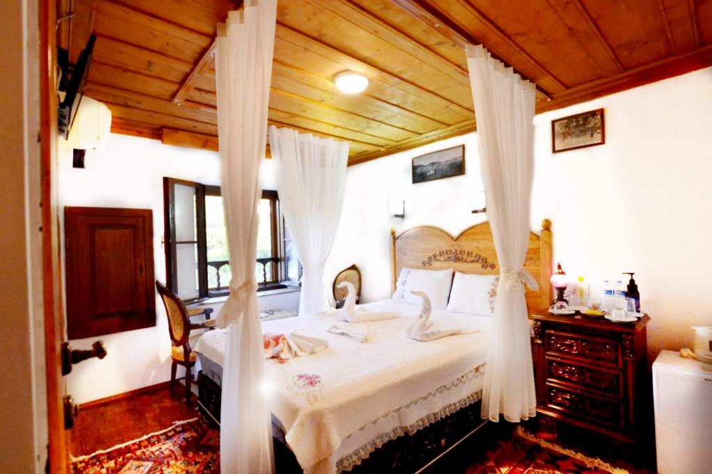 Standart Oda,Dağ Manzaralı