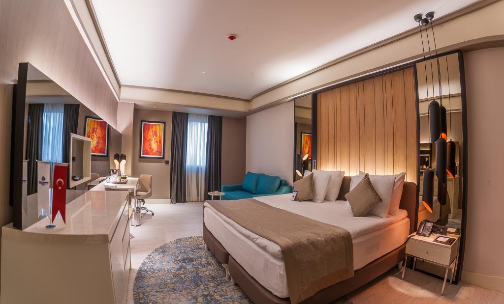 Junior Suit Oda, Şehir Manzaralı