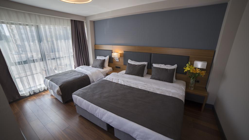 Aile Odası, Şehir Manzaralı