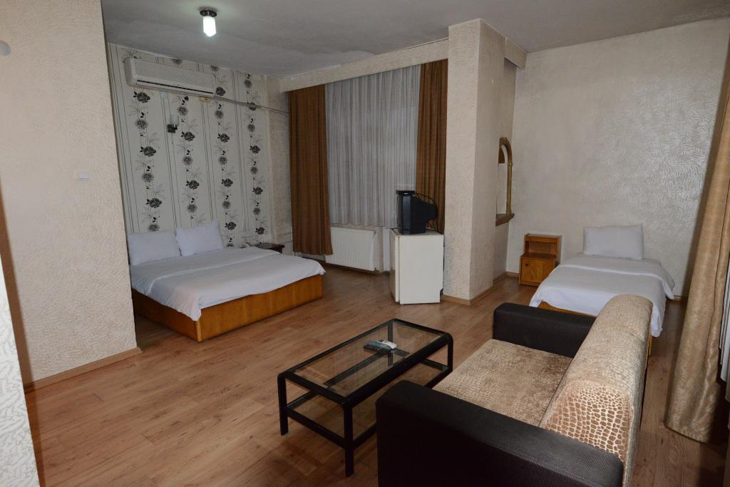 Standart Oda, Bahçe Manzaralı (3 Kişilik)