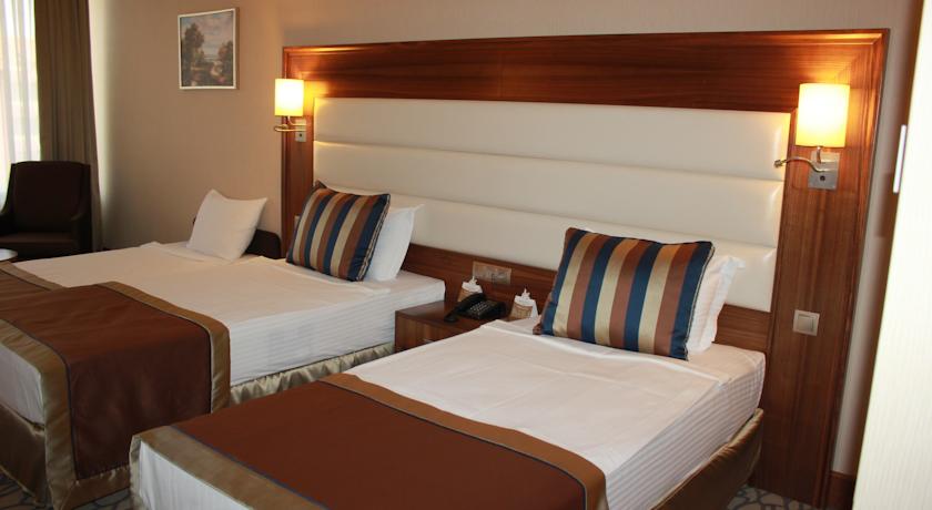 Standart Oda, Şehir Manzaralı (3 Kişilik)