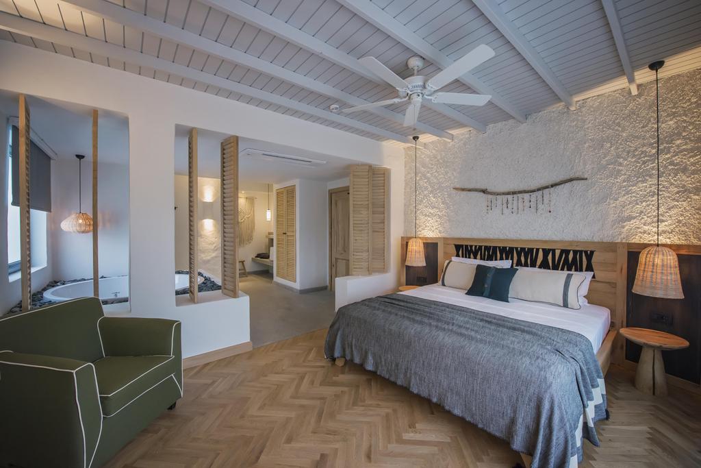 Deluxe Oda, Kısmi Deniz Manzaralı