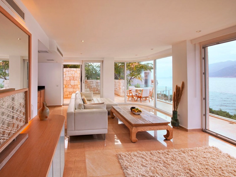 The Pool House, Sea View