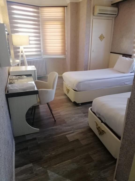 Iki Ayrı Yataklı Oda, Şehir Manzaralı