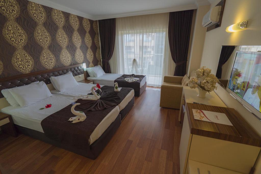 Standart Oda, Bahçe Manzaralı (Balkonlu)