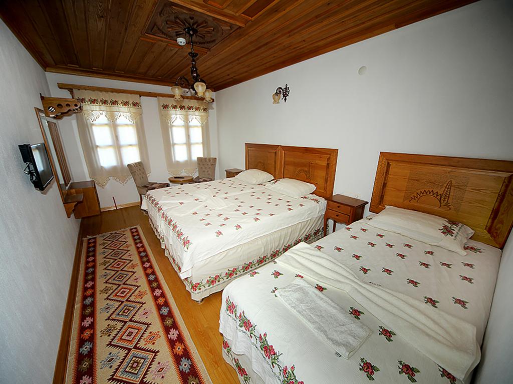 Standart Oda, Şehir Manzaralı (3 Kişilik)