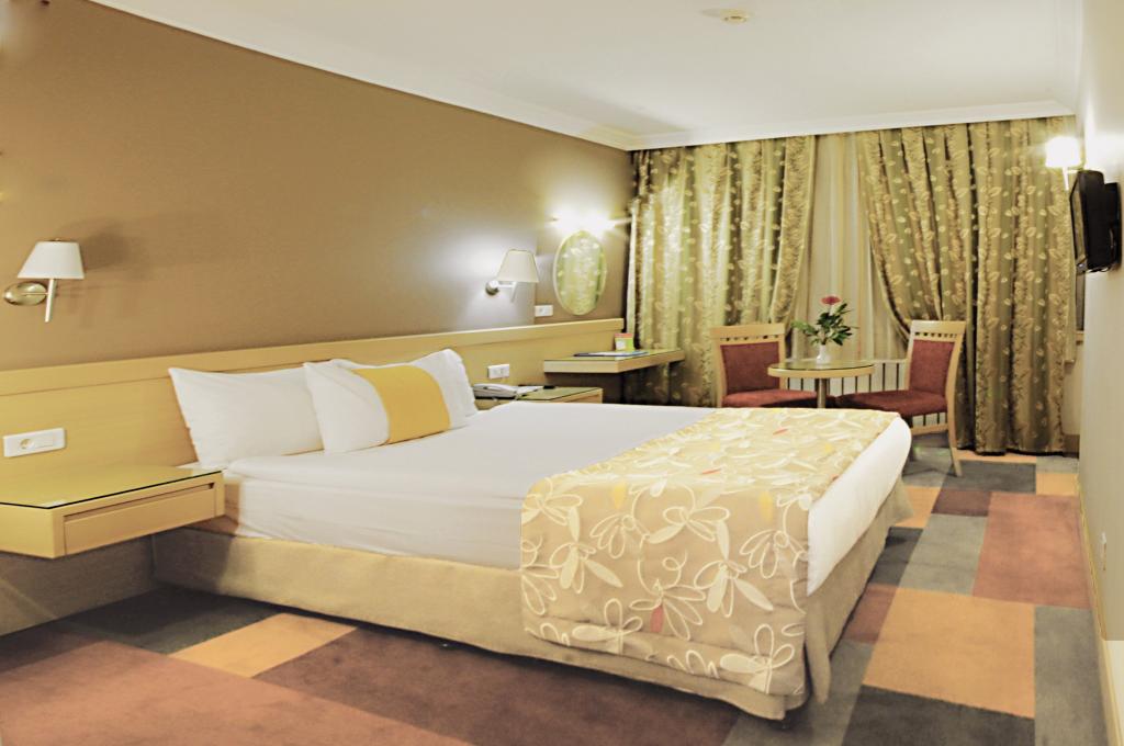 Standart Oda, Şehir Manzaralı