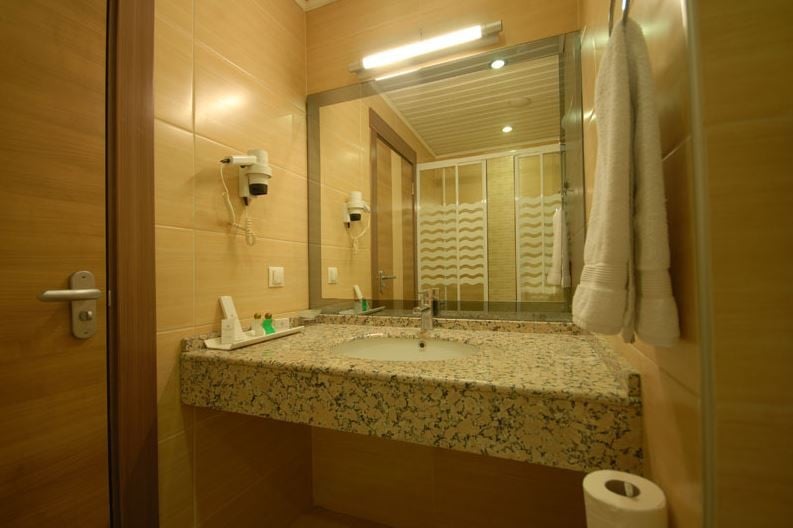 Aile Suit Odası, Şehir Manzaralı