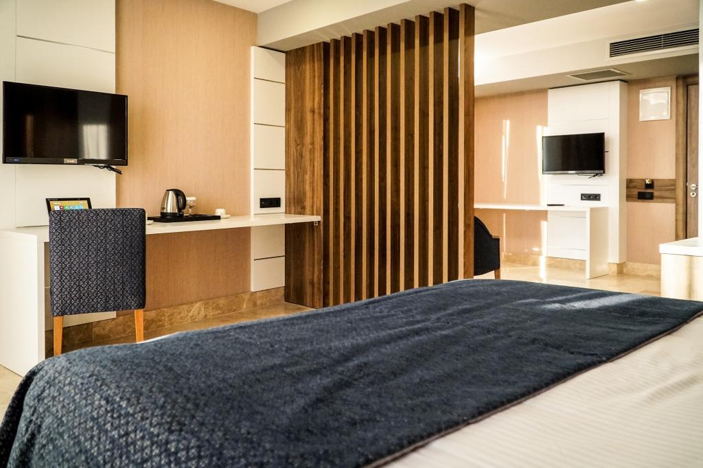 Standart Oda, Şehir Manzaralı