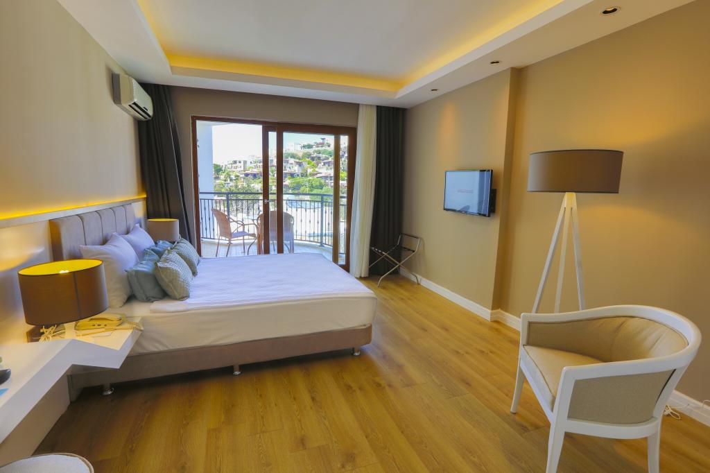 Family Room, Garden View