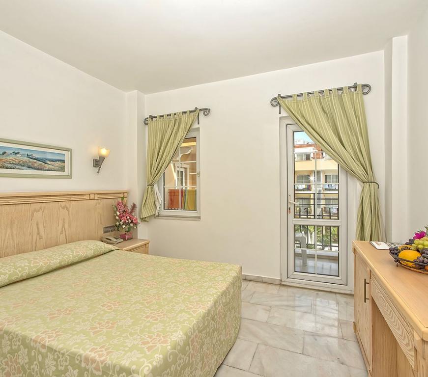 Standard Room, Land Or Pool View
