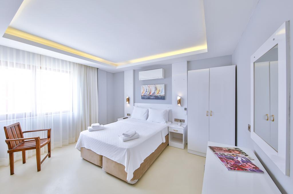 Standart Oda, Kara Manzaralı