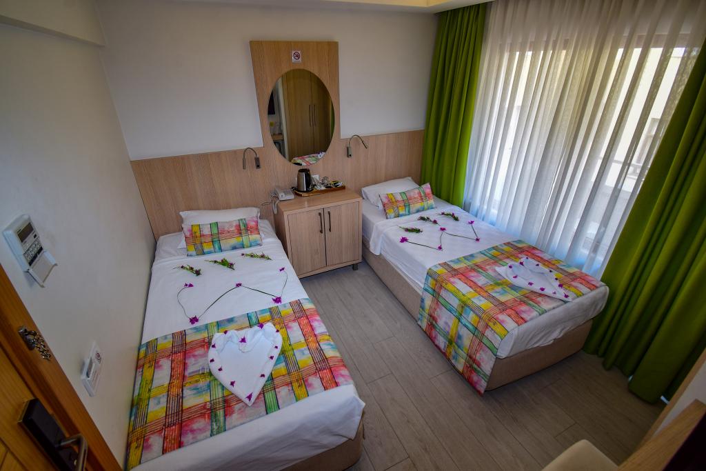 Twin Room, City View