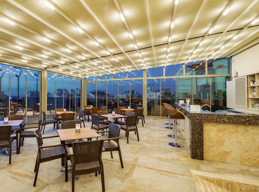 Holiday Inn Antalya Lara | Etstur