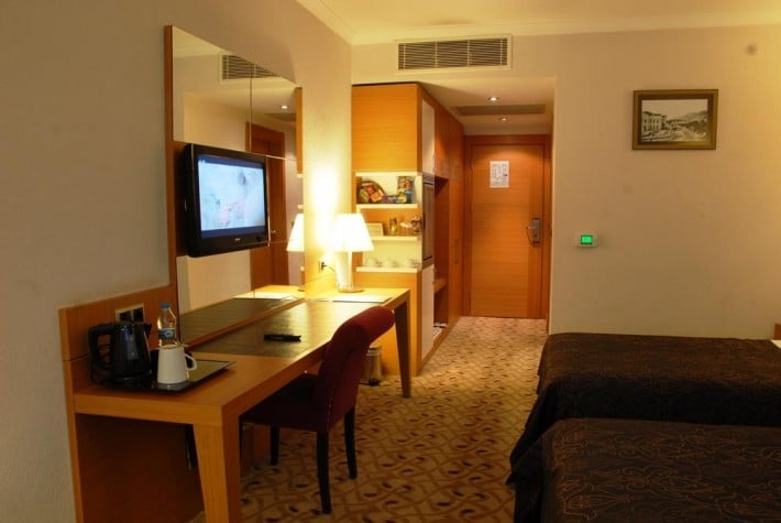 Standart Oda, Şehir Manzaralı