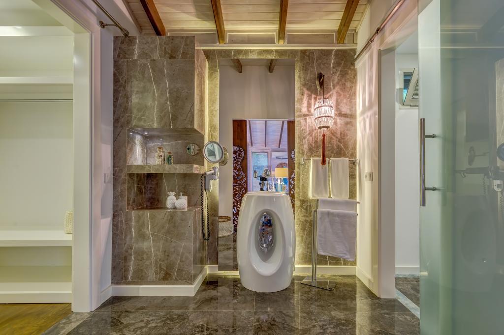 Jakuzili Şömineli Bungalow,Bahçe Manzaralı