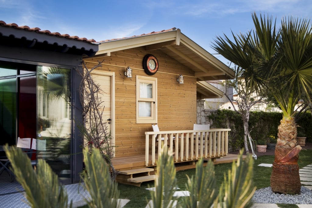 Bungalov, Havuz Manzaralı