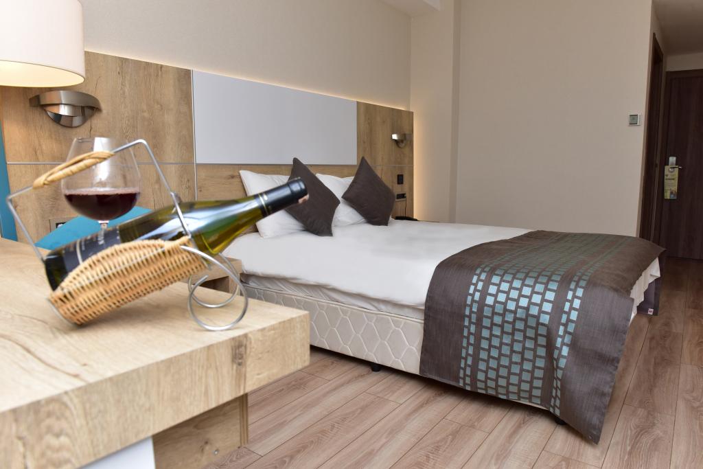 Junior Suite Room, Land View