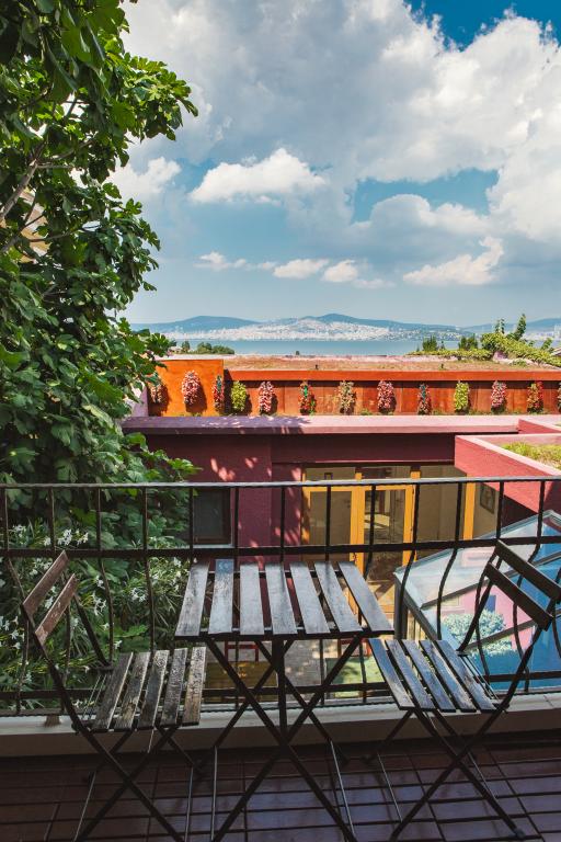 Standart Oda, Deniz Manzaralı (Balkonlu)