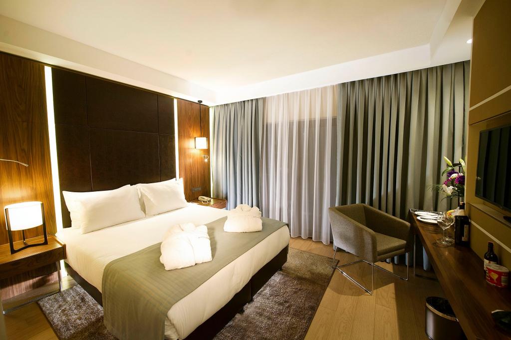 Dublex Suit Dubleks Oda, Şehir Manzaralı