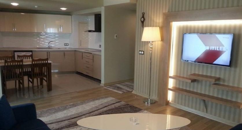 Suit Oda, Kara Veya Havuz Manzaralı