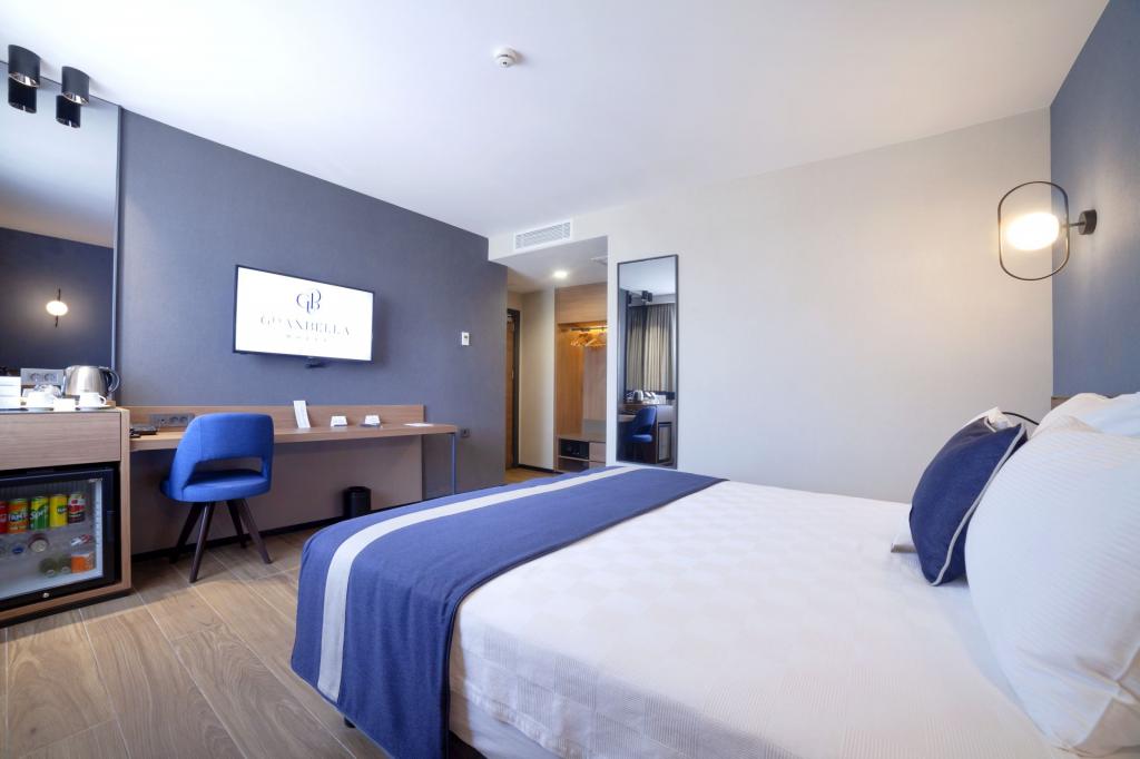 Standart Oda, Şehir Manzaralı