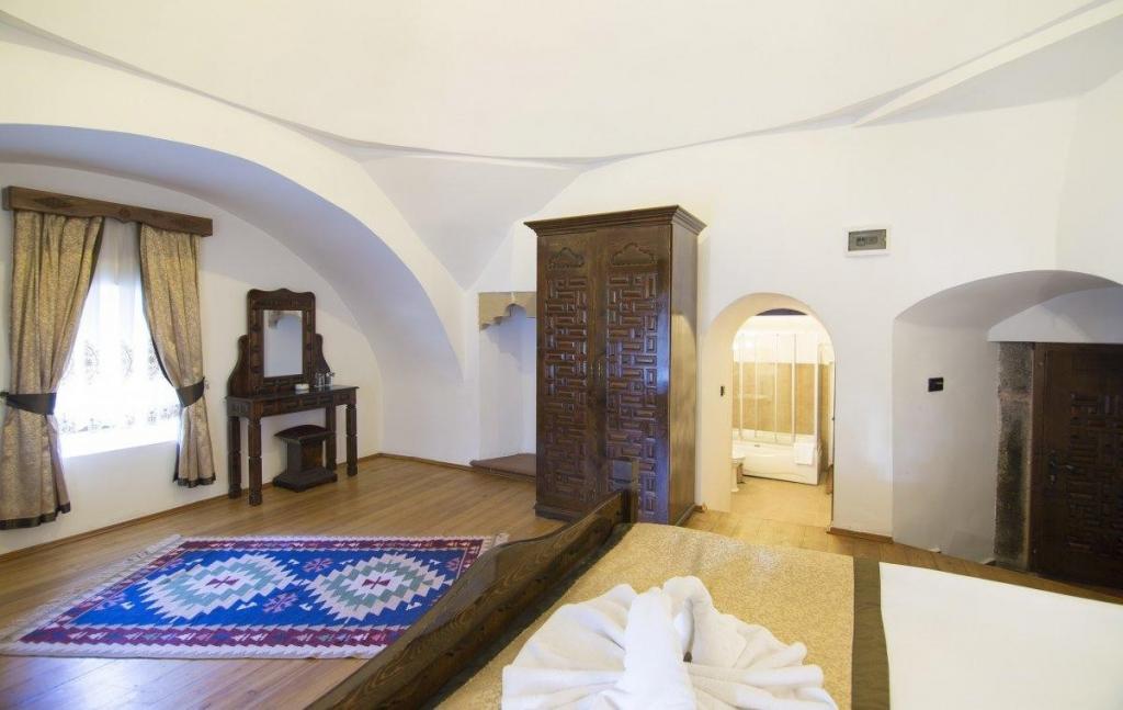 Standart Oda, Şehir Manzaralı