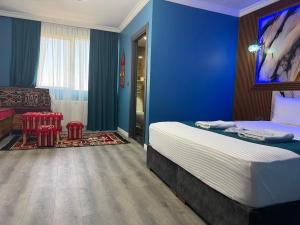 Asgard Hotel