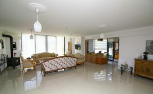 Cunda Şira Otel