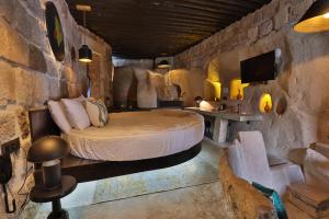 Eka Cave Maison