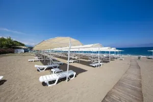 Elamir Beach Bungalow Hotel