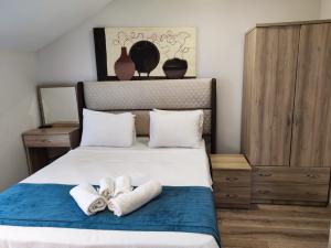 Deluxe Suite, Kısmi Deniz Manzaralı, Balkonlu