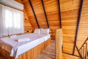 Karaöz Safir Bungalov