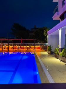 Lotus Otel