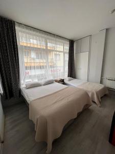 Otel Ünlü