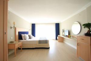 Palm Bay Beach Hotel