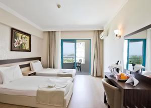 Pyxis Point Hotel