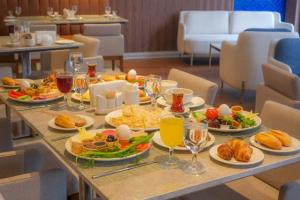 Ramada Encore By Wyndham Karatay