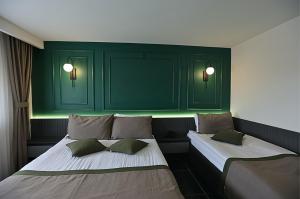 Ren Business Hotel