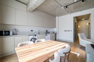 Rudblu Suites