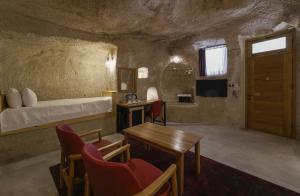 The Niche Cave Hotel +12 Adult
