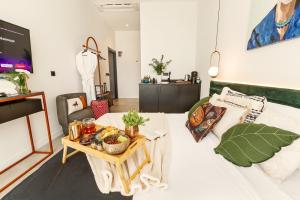 The One Living Hotel